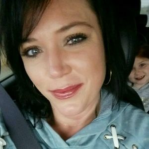 Meet your Posher, Carrie